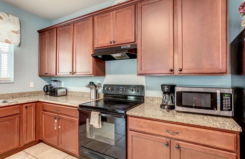 Crystal Cove House | Cost-Effectiven 8BR/5BA pool home! Near Disney,SeaWorld and Convention Ctr