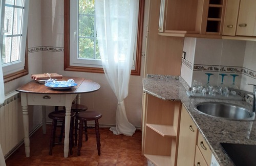Malpica de Bergantinos Apartment | COSTA DA MORTE MALPICA : La Antik 2 minutes from the beach in the center of Malpica