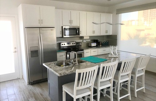 Puerto Penasco House | COSTA DIAMANTE HOME on Sandy Beach with Breathtaking Views and Amenities!