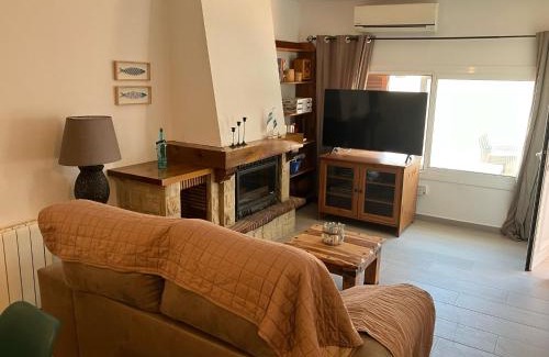 Creixell Apartment | Costa Dorada Beach Villa with Shared Pool and Terrace