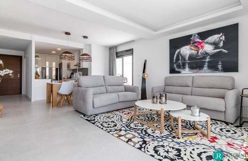 New Golden Mile Apartment | Costa Marinsa Penthouse -2bd Penthouse + Jacuzzi!