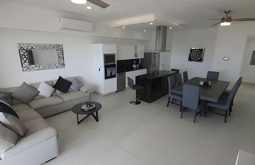 Bucerias Apartment | Costa Paraíso Penthouse D-24
