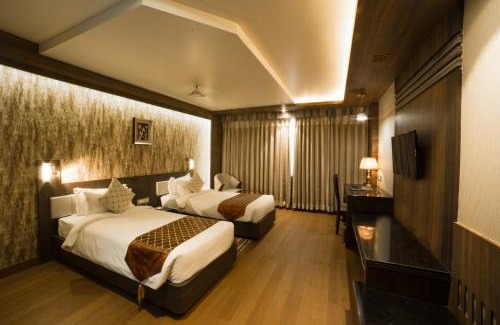 Varanasi Hotel | Costa Riviera Hotel