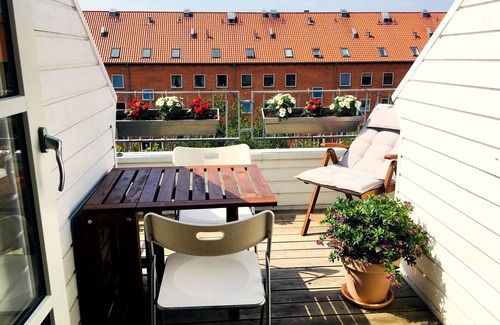 Amager Apartment | Cosy 1BR duplex with terrace and fireplace