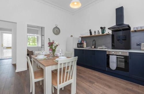 Dunfermline House | Cosy 2 bed house in Dunfermline