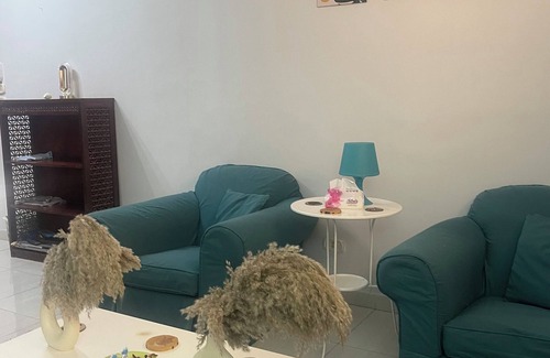 Maadi Apartment | COSY 2-BEDROOM STUDIO IN DEGLA: private entrance and garden in central location