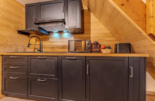 Val-Thorens Apartment | Cosy 2BR Apartment Ski-In Ski-Out Heart of Val Tho