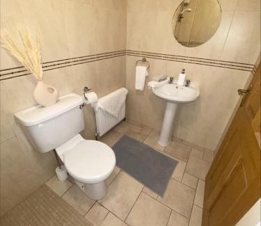 Galway City Centre House | Cosy 4 Bedroom Galway House with Rear Garden Patio