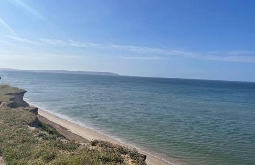 New Forest District House | Cosy accommodation, easy walk to beach!