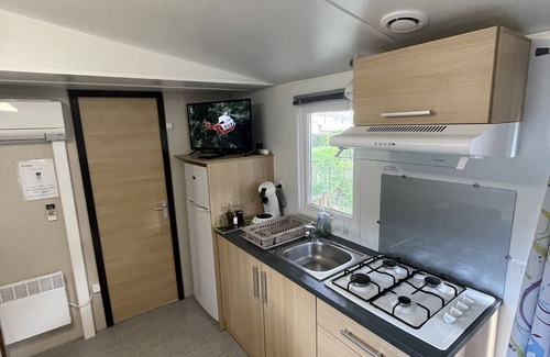 Aureilhan House | Cosy air-conditioned mobile home on Lake Mimizan/Aureilhan