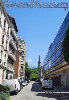 Quartier Hyper-Centre Apartment | Cosy and Calm in Grenoble City Heart with free and large parking Q-Park Chavant