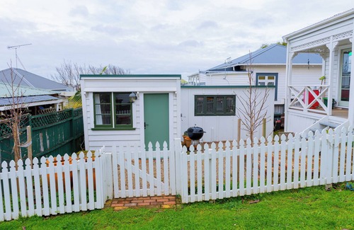 Onehunga Apartment | Cosy and Private Guesthouse in Onehunga