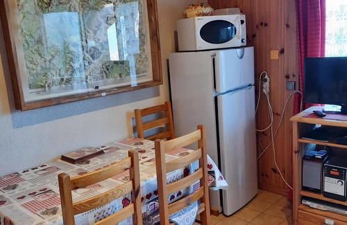 Saint-Gervais-les-Bains Apartment | Cosy apartment sleeps 4, sleeps 4