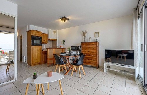 Morbihan Apartment | Cosy apartment for 4 people with WIFI, TV, terrace and pets allowed