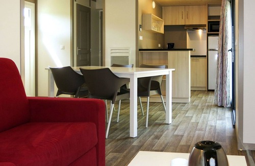 Malansac House | Cosy apartment in villa for 6 people with pool, WIFI, TV, terrace, pets allowed and parking
