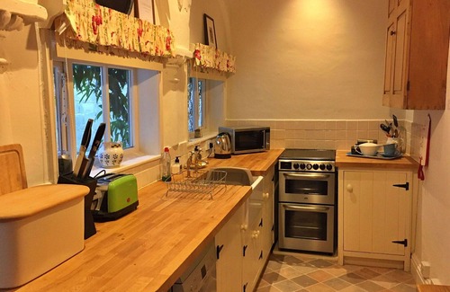 Carlton-in-Cleveland Apartment | Cosy apartment for 2 people with WIFI, TV, terrace and pets allowed
