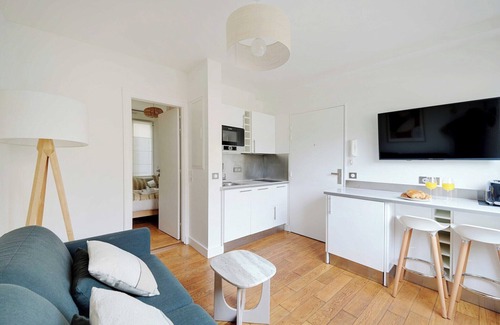 Suresnes Apartment | Cosy Apartment -1BR-2P- Suresnes