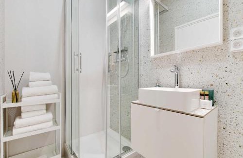 Centre Apartment | Cosy Apartment - 1BR- 4P - Near Paris
