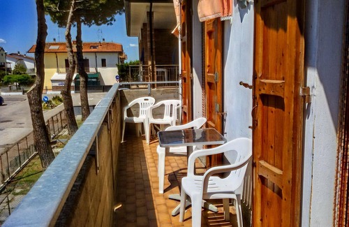 Lido di Dante Apartment | Cosy apartment 200m from the sea