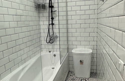Avlabari Apartment | Cosy Apartment at Hilton Residency