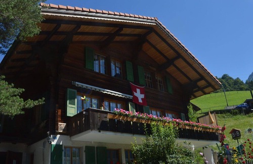 Kiental Apartment | Cosy apartment for 2 guests with WIFI and balcony