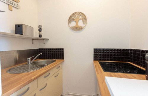 Pontaillac Apartment | Cosy apartment for 2 guests with WIFI, TV, terrace and parking