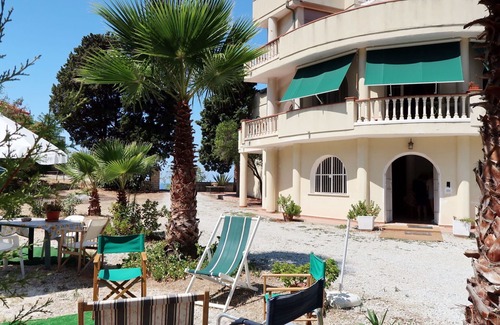 Santa Domenica Apartment | Cosy apartment for 2 people with WIFI, TV, terrace and parking