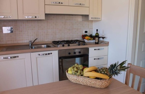 Puntone Apartment | Cosy apartment for 3 people with A/C, pool, WIFI, TV, pets allowed and parking