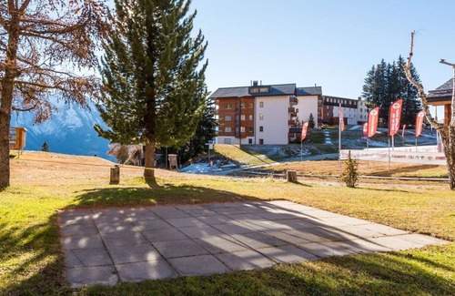 Riederalp Apartment | Cosy apartment for 4 people with WIFI, TV and balcony