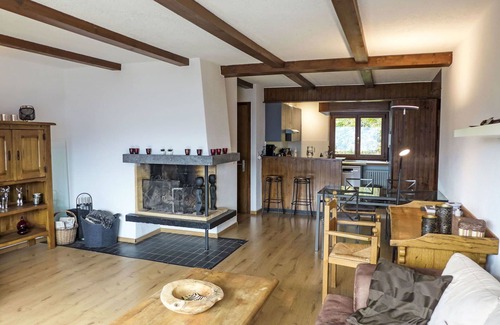 Randogne Apartment | Cosy apartment for 4 guests with WIFI, TV, balcony, pets allowed and parking