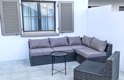 Falera Apartment | Cosy apartment for 4 guests with WIFI, pool, TV, patio, pets allowed, panoramic view and parking