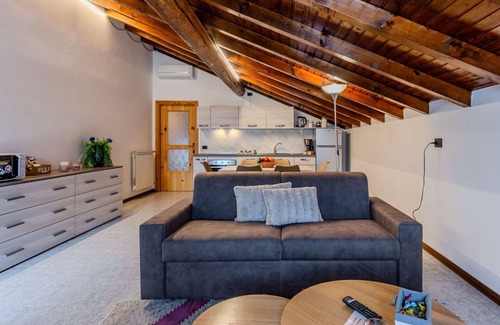 Sorico Apartment | Cosy apartment for 4 guests with A/C, WIFI, TV, patio, pets allowed and panoramic view