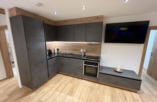 Gattererberg Apartment | Cosy apartment for 4 guests with WIFI, TV, panoramic view and parking