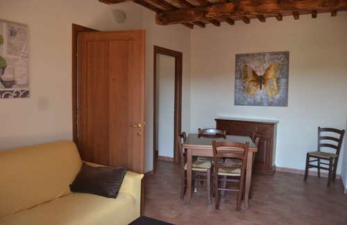 Casalappi Other | Cosy apartment for 4 guests with pool, A/C, TV, panoramic view and parking