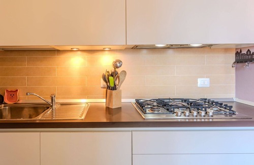 Lierna Apartment | Cosy apartment for 4 people with A/C, WIFI, TV, balcony and parking