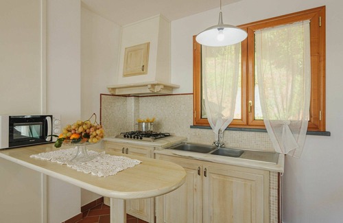 Massa Apartment | Cosy apartment for 4 people with WIFI, TV and parking