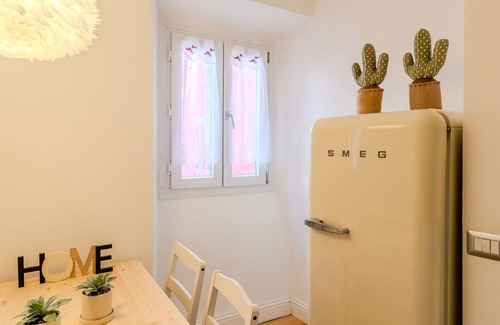 Arco Apartment | Cosy apartment for 4 people with WIFI, TV, pets allowed and parking