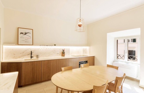 Nomentano Apartment | Cosy apartment for 4 people with A/C, WIFI
