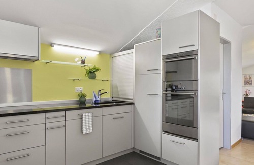 Parpan Apartment | Cosy apartment for 5 guests with WIFI, TV and balcony