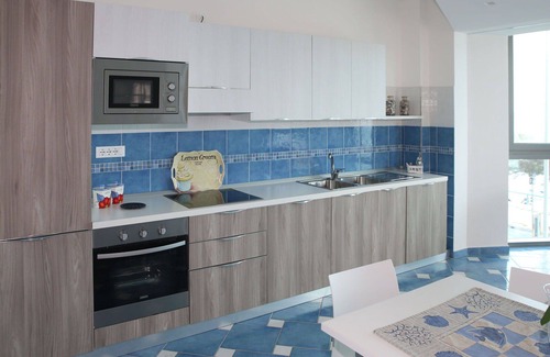 Latina Lido Apartment | Cosy apartment for 5 people with pool, A/C, WIFI, TV, balcony and pets allowed