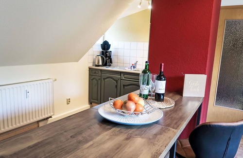 Waltersdorf Apartment | Cosy apartment for 5 people with WIFI, TV, pets allowed and parking
