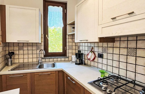 Savona Apartment | Cosy apartment for 5 people with WIFI, TV, patio, pets allowed, panoramic view and parking