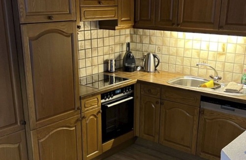 Engelberg Apartment | Cosy apartment for 6 guests with WIFI, TV and balcony
