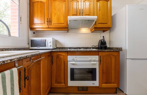 Vallpineda Apartment | Cosy apartment for 6 guests with A/C, WIFI, TV and balcony