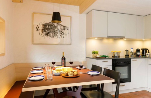Capriasca Apartment | Cosy apartment for 6 guests with pool, WIFI, TV, patio, panoramic view and parking