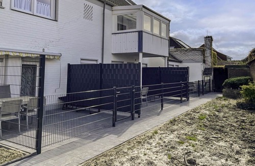 Norddeich Apartment | Cosy apartment for 6 guests with WIFI, TV, terrace, pets allowed and parking