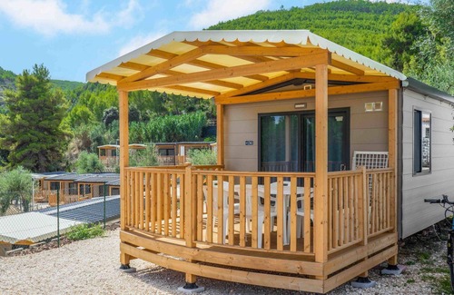 Peschici Apartment | Cosy apartment for 6 people with A/C, TV and terrace