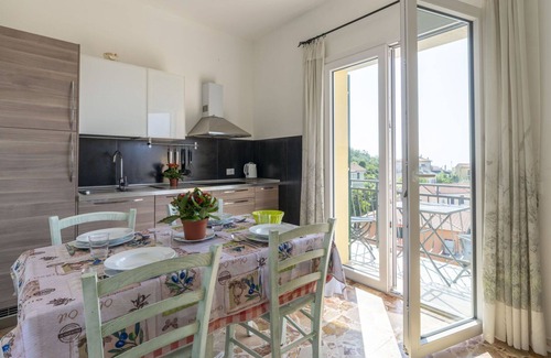 Pompeiana Apartment | Cosy apartment for 6 guests with A/C, WIFI, balcony, pets allowed and parking