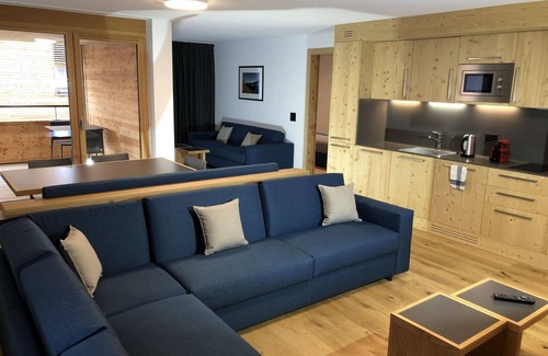 Acletta Apartment | Cosy apartment for 6 people with WIFI, hot tub, pool, TV, balcony, panoramic view and parking