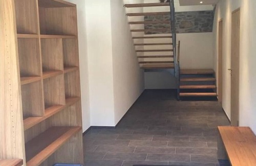 Valbella Apartment | Cosy apartment for 8 people with WIFI, TV and balcony